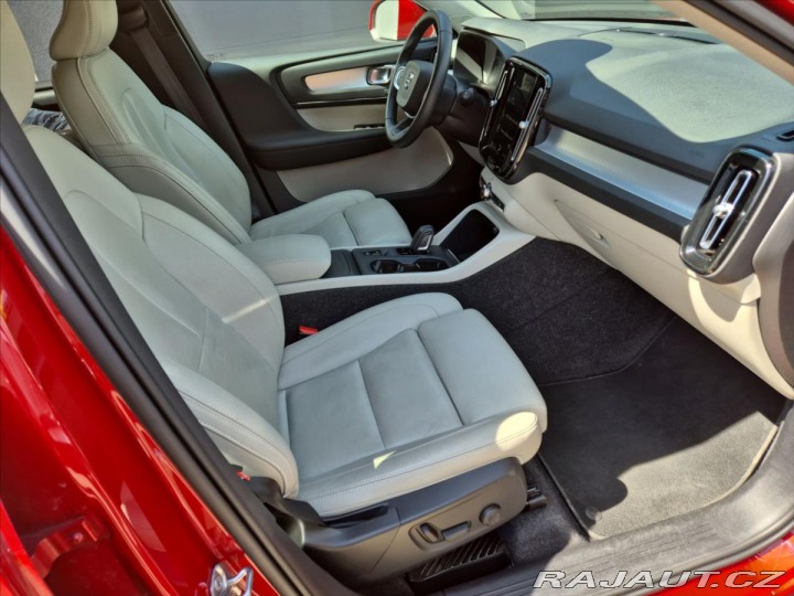 Volvo XC40 2,0 B4 AWD AT 2020