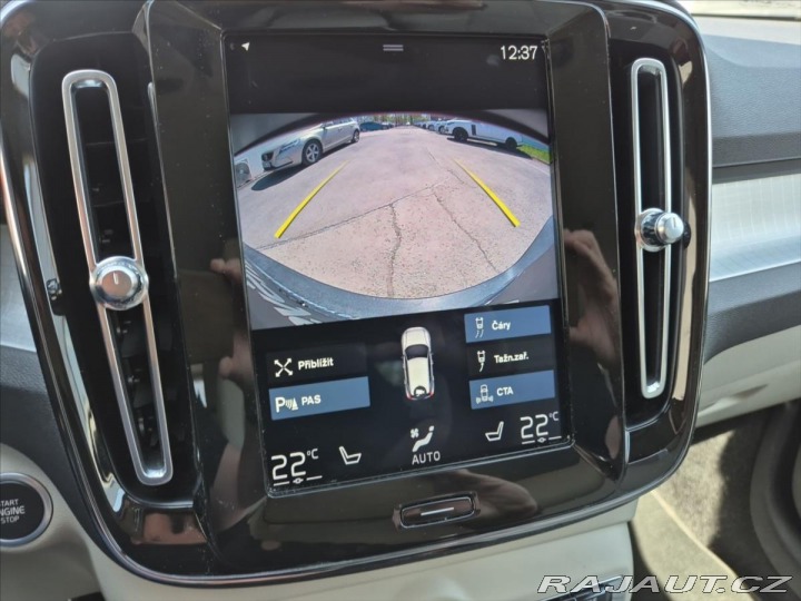 Volvo XC40 2,0 B4 AWD AT 2020