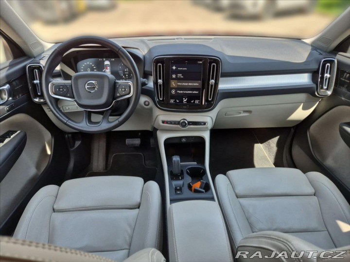 Volvo XC40 2,0 B4 AWD AT 2020
