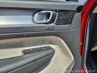 Volvo XC40 2,0 B4 AWD AT 2020