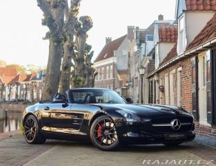 Mercedes-Benz  SLS  AMG Roadster 420KW Roads