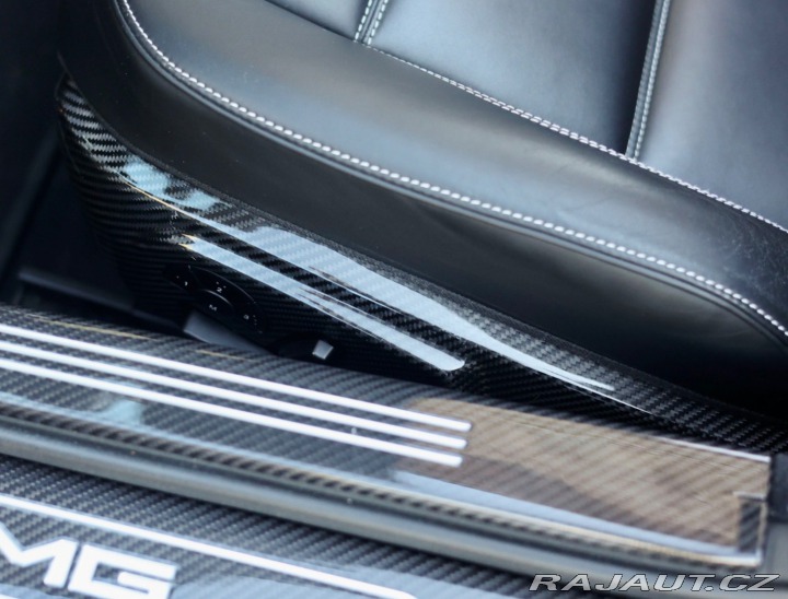 Mercedes-Benz Ostatní modely SLS  AMG Roadster 420KW Roads 2012