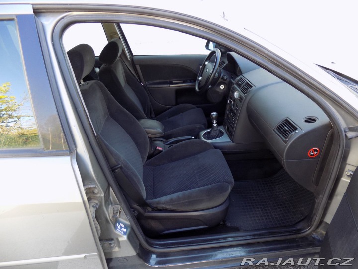 Ford Mondeo 2.0i/klimatizace/ČR/ 2001