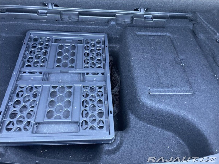 Mercedes-Benz E 2,0 E300 AMG 180kw 1maj C 2017