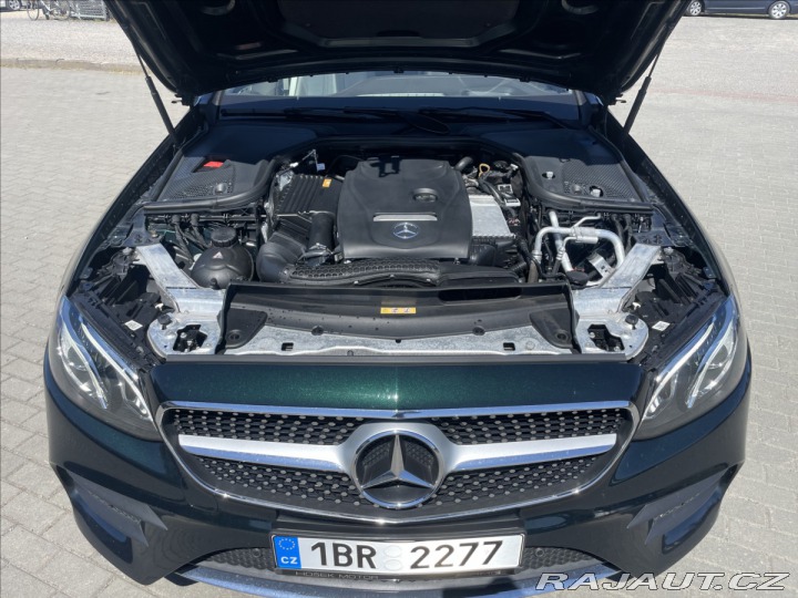 Mercedes-Benz E 2,0 E300 AMG 180kw 1maj C 2017