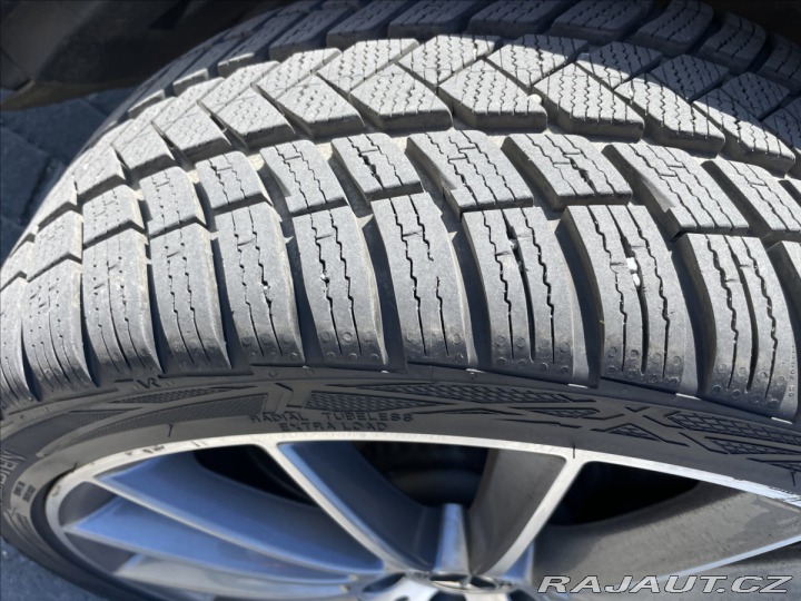 Mercedes-Benz E 2,0 E300 AMG 180kw 1maj C 2017