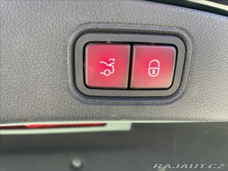 Mercedes-Benz E 2,0 E300 AMG 180kw 1maj C 2017