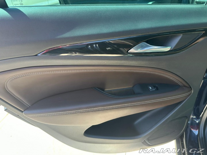 Opel Insignia 2.0D, 125KW, MATRIX, MASÁ 2017