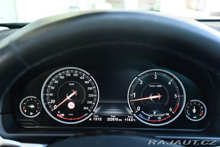 BMW 5 535d xD PANO HK HUD TAŽNÉ 2016