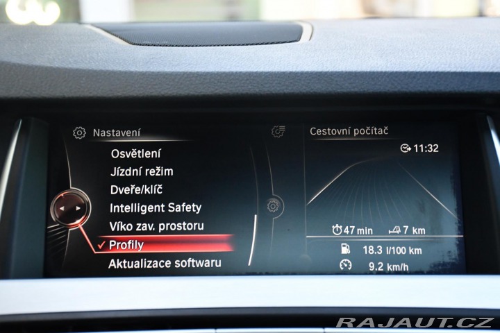 BMW 5 535d xD PANO HK HUD TAŽNÉ 2016