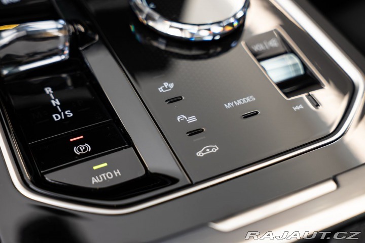 BMW 7 d xDrive / M sport Pro/B& 2025