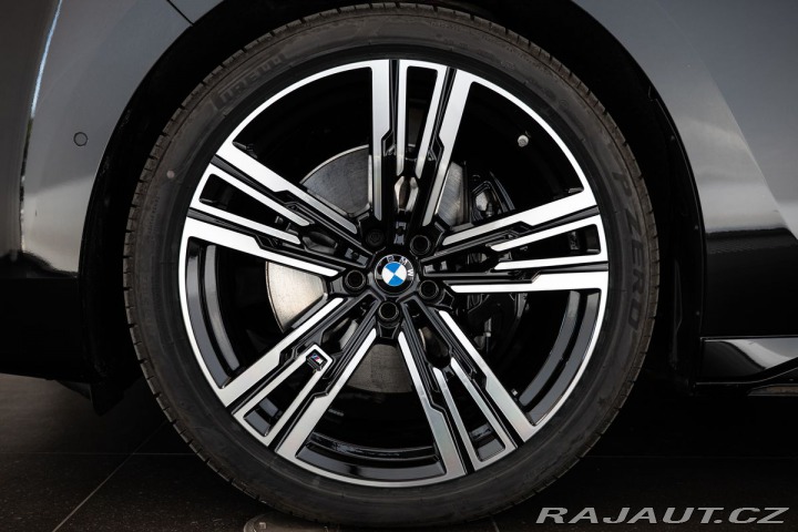 BMW 7 740d xDrive / M sport Pro 2025