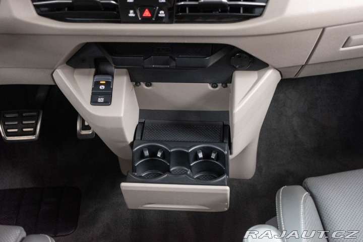 Volkswagen Multivan 1.4 TSI LONG*TAŽNÉ*DPH*ČR 2023