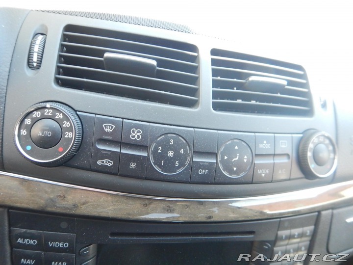 Mercedes-Benz E E 350 4MATIC, DIGIKLIMA 2006