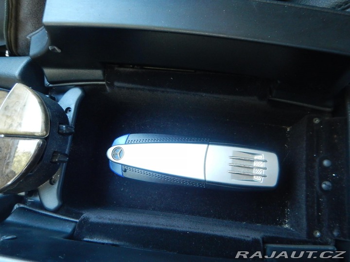 Mercedes-Benz E E 350 4MATIC, DIGIKLIMA 2006