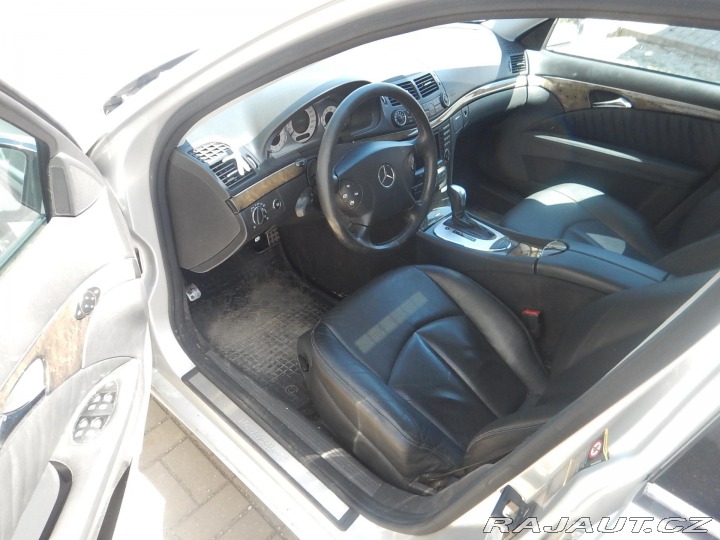 Mercedes-Benz E E 350 4MATIC, DIGIKLIMA 2006