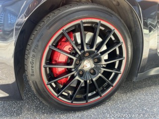 Porsche Panamera GTS 2012