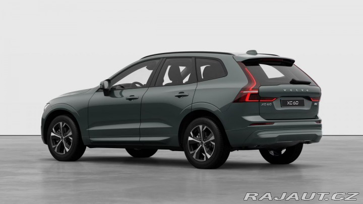 Volvo XC60 B5 2.0L 250+14 HP AT8 FWD 2026