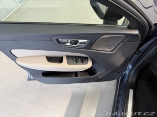 Volvo XC60 B5 2.0L 250+14 HP AT8 FWD 2026