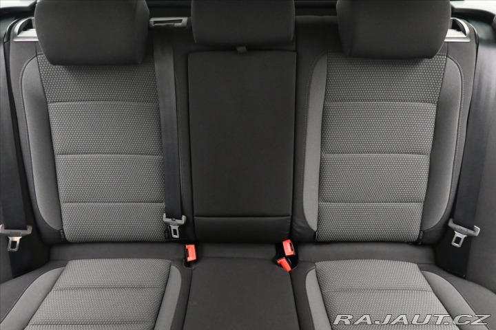 Volkswagen Golf 2,0 TDI 110 kW Trendline 2013