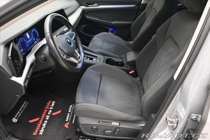 Volkswagen Golf 1,5 eTSI 96kW DSG Life Bu 2023