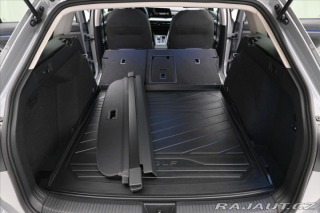 Volkswagen Golf 1,5 eTSI 96kW DSG Life Bu 2023