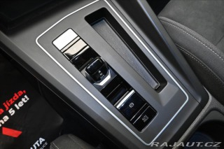 Volkswagen Golf 1,5 eTSI 96kW DSG Life Bu 2023