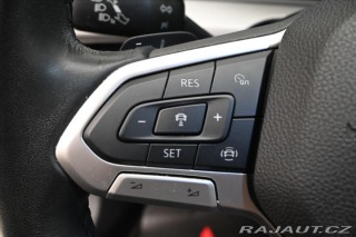 Volkswagen Golf 1,5 eTSI 96kW DSG Life Bu 2023