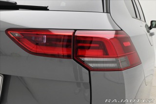 Volkswagen Golf 1,5 eTSI 96kW DSG Life Bu 2023