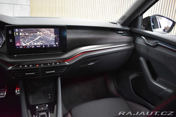 Škoda Octavia RS 2.0TSI REZERVACE 2021
