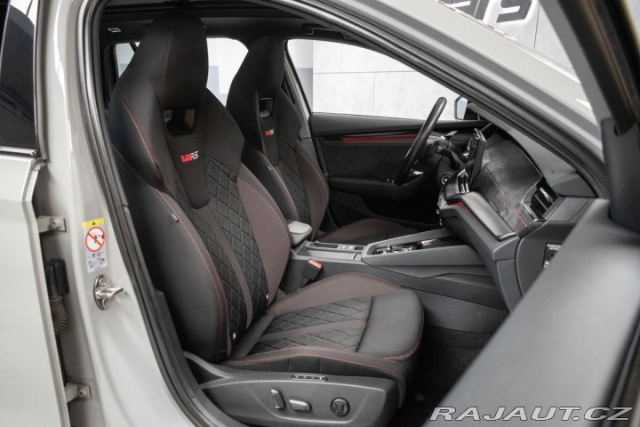 Škoda Octavia RS 2.0TSI REZERVACE 2021