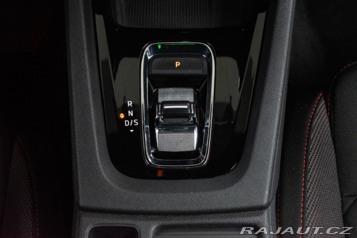 Škoda Octavia RS 2.0TSI REZERVACE 2021