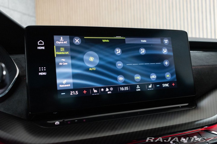 Škoda Octavia RS 2.0TSI REZERVACE 2021