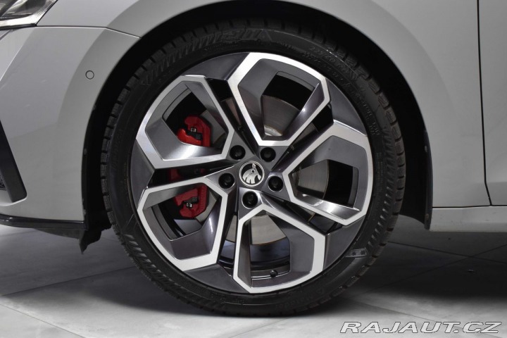 Škoda Octavia RS 2.0TSI REZERVACE 2021