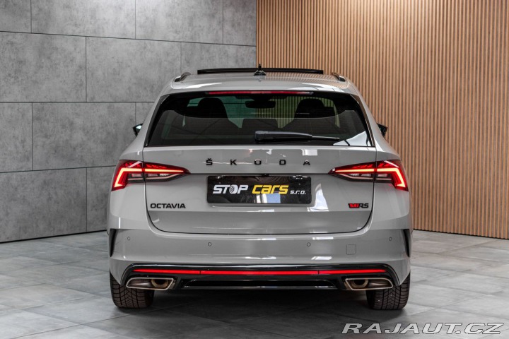 Škoda Octavia RS 2.0TSI REZERVACE 2021