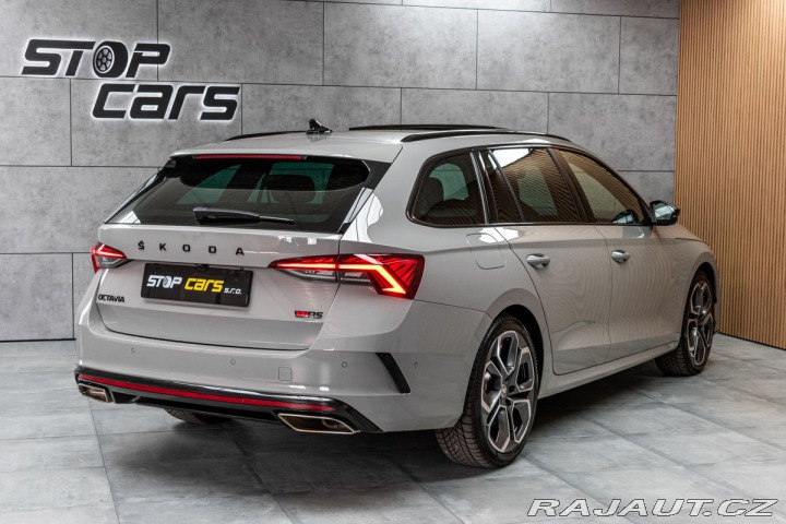 Škoda Octavia RS 2.0TSI REZERVACE 2021