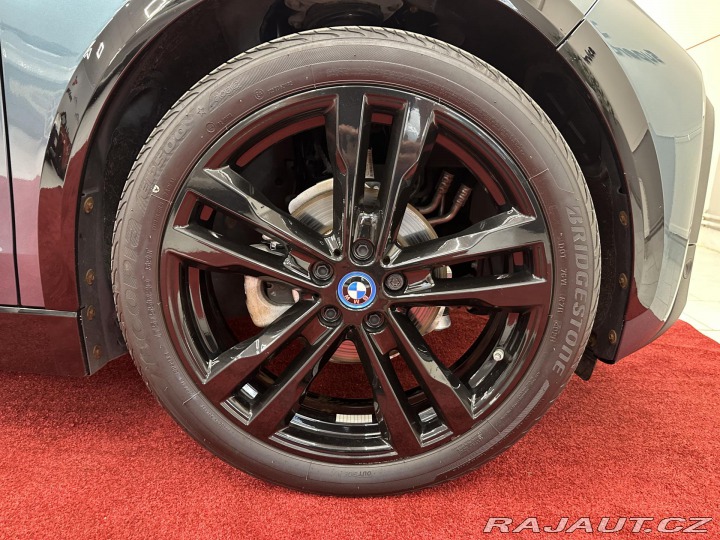 BMW i3 120Ah SportPaket*DPH*300K 2021