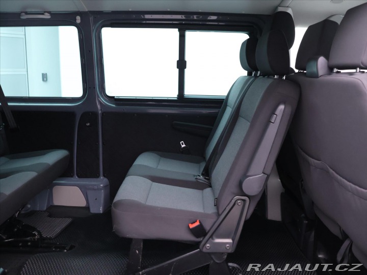 Volkswagen Transporter 2,0 TDI 110kW DSG 8-Míst 2018