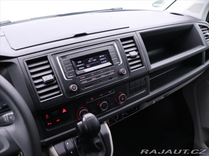 Volkswagen Transporter 2,0 TDI 110kW DSG 8-Míst 2018