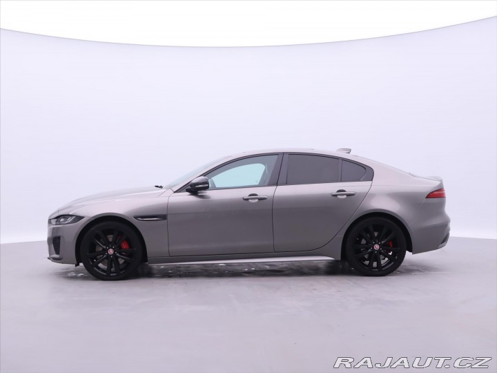 Jaguar XE 2,0 P300 221kW R-Dynamic 2020