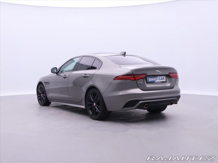 Jaguar XE 2,0 P300 221kW R-Dynamic 2020