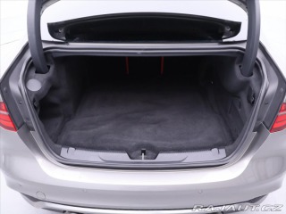 Jaguar XE 2,0 P300 221kW R-Dynamic 2020