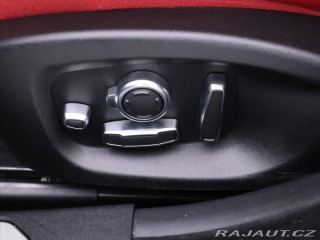 Jaguar XE 2,0 P300 221kW R-Dynamic 2020