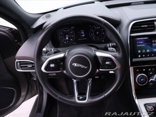 Jaguar XE 2,0 P300 221kW R-Dynamic 2020