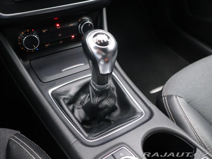 Mercedes-Benz A 1,6 200i 115kW Klima Kůže 2014