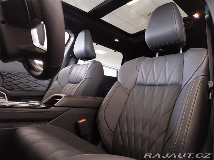 Mitsubishi Outlander 2.4 PHEV MY26  BLACK EDIT 2026
