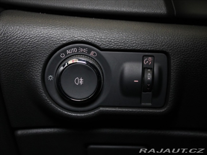 Opel Astra 2,0 Turbo 280koní OPC Inf 2013