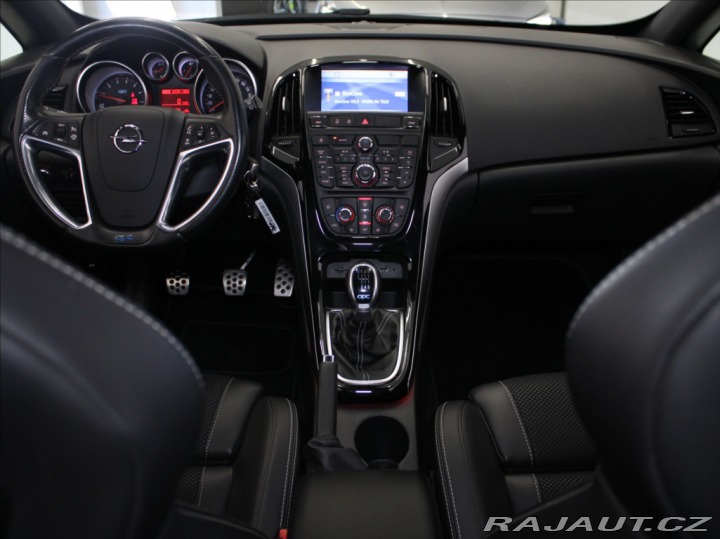 Opel Astra 2,0 Turbo 280koní OPC Inf 2013