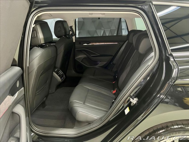 Škoda Superb 2.0 TDI 142 KW DSG 4X4 L& 2024