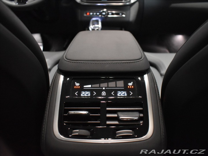 Volvo XC90 2,0 T8 AWD Plus BLIS,Bezk 2025